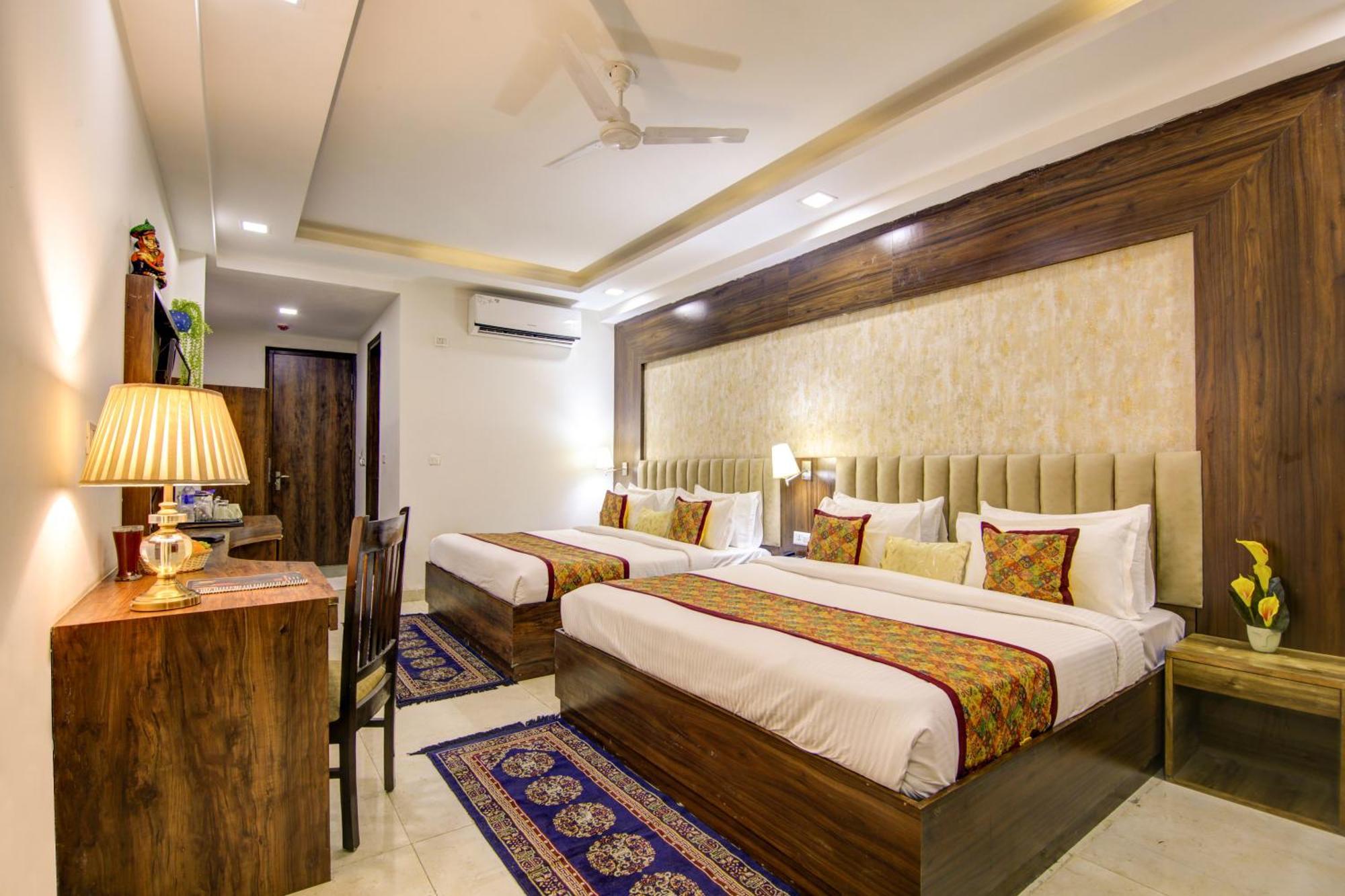 Hotel Park Tree - Igi Airport A Unit Of Prithvi Palace 4*