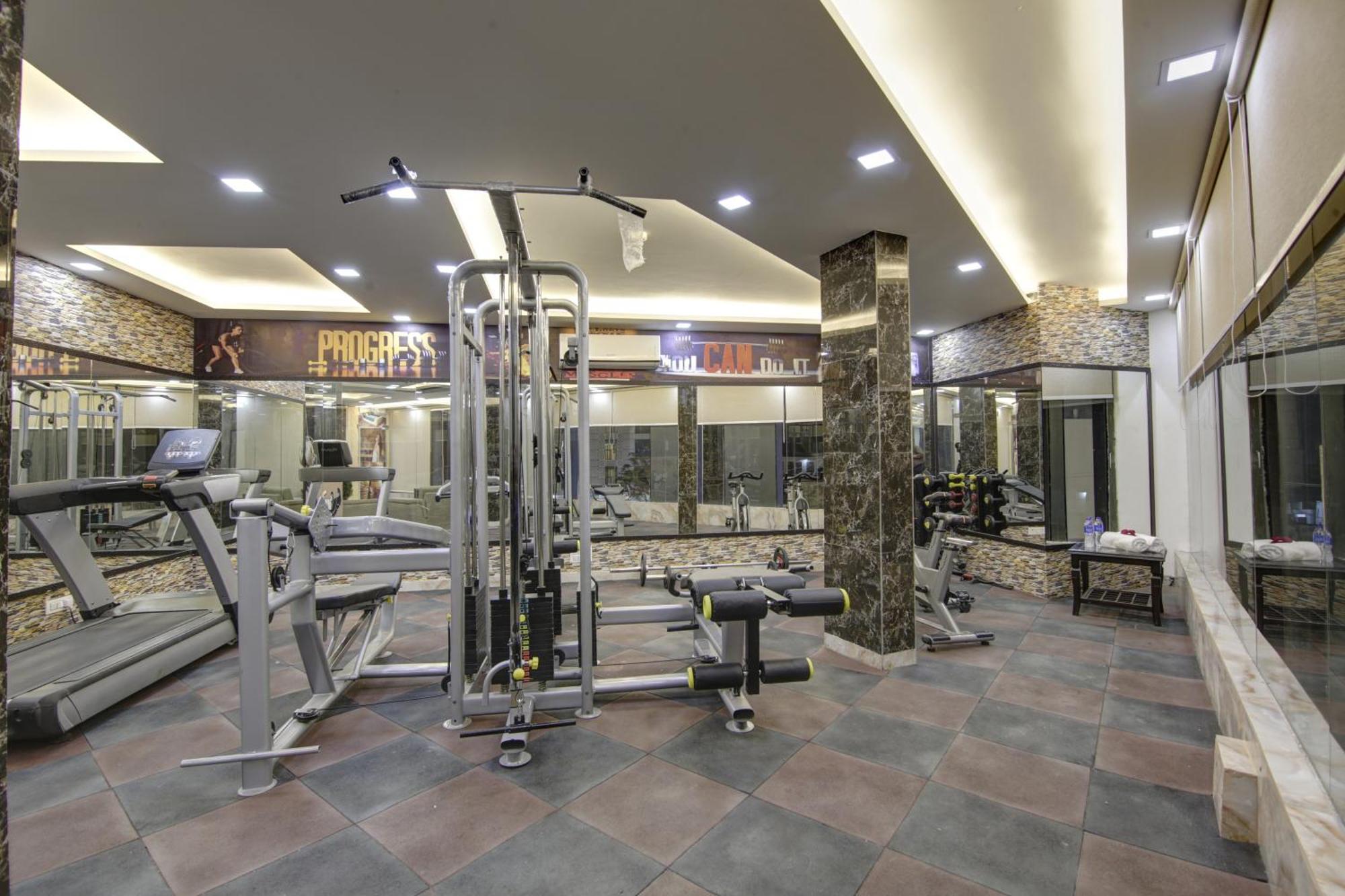 Park Tree - Igi Airport A Unit Of Prithvi Palace 4* New Delhi