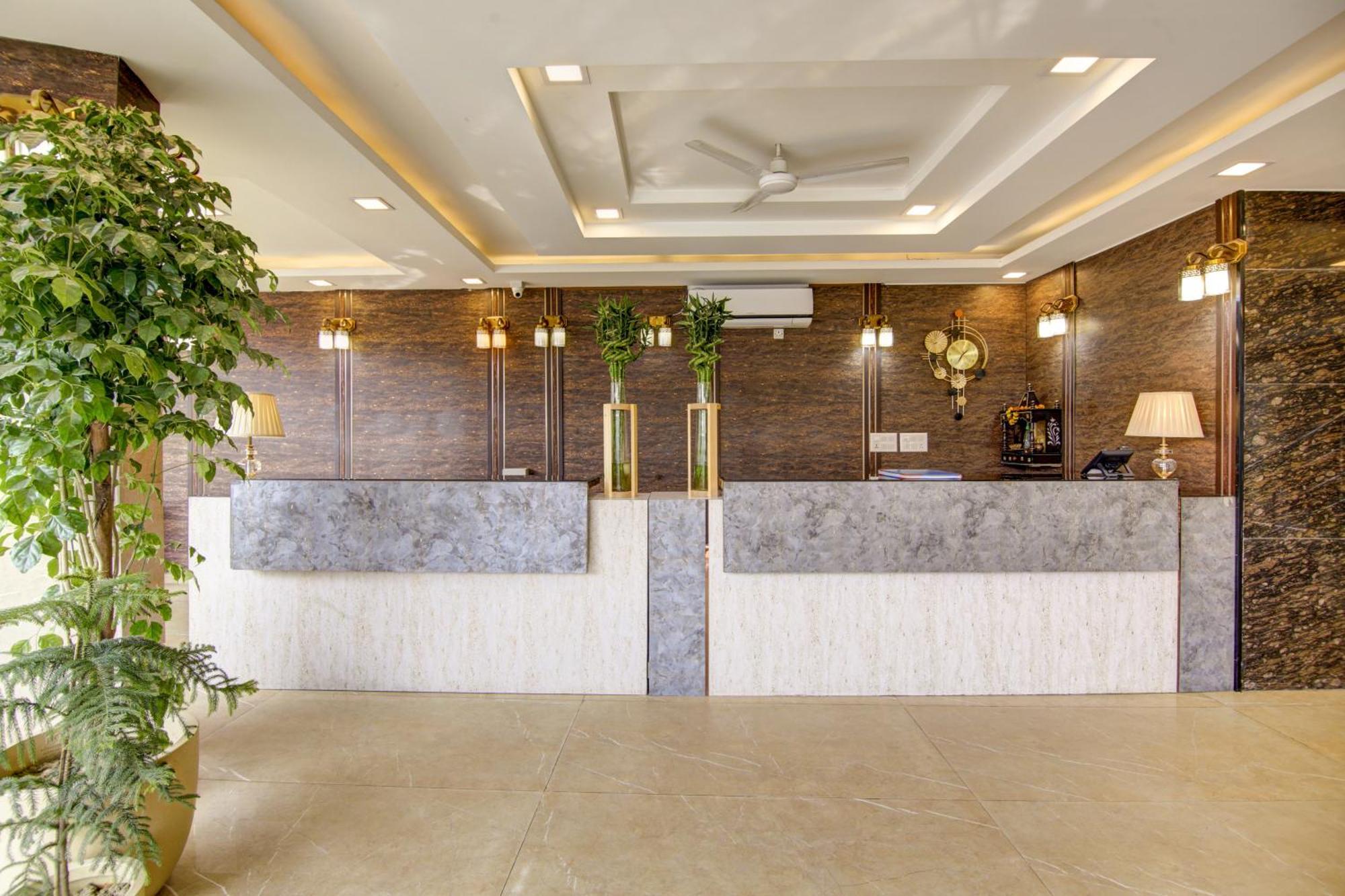 Hotel Park Tree - Igi Airport A Unit Of Prithvi Palace 4*